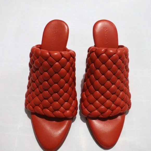 Bottega Veneta Intrecciato Leather Mule - Picture 10 of 15